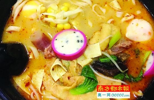 麻辣烫、酸辣粉地铁周边美食的霸主地位从未被动摇
