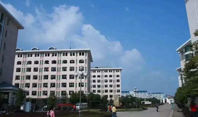 @湖南所有大一新生！10大高校“藏宝图”（下篇）