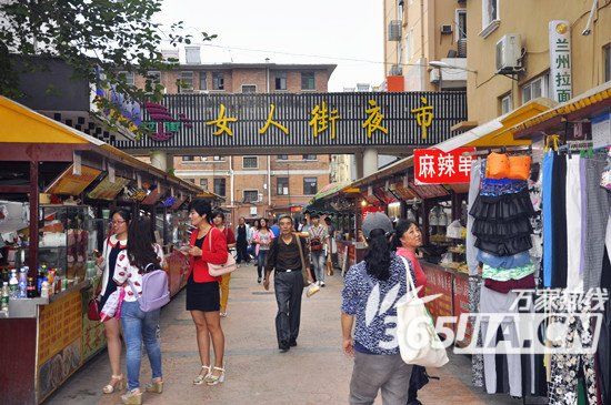 【欢乐购•女人街】女人街夜市经典小吃云集 购物圈演变的吃货天堂