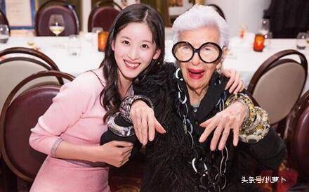 奶茶妹妹刚一嘚瑟，田朴珺就坐不住了，网友：绿茶婊终极对决！