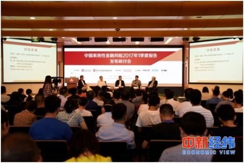 分地区看，东部地区民间固定资产投资44323亿元，同比增长8.7%，增速比1-3月份回落1.2个百分点；中部地区25949亿元，增长8.8%，增速回落0.1个百分点；西部地区15825亿元，增长6.4%，增速提高1.4个百分点；东北地区1956亿元，下降28.2%，降幅扩大0.7个百分点。