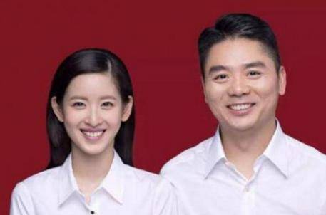 奶茶妹妹代表老公请来美国大半个时尚圈，一个小瑕疵格外抢眼