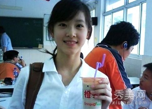 凭借一张照片走红网络的10大女星
