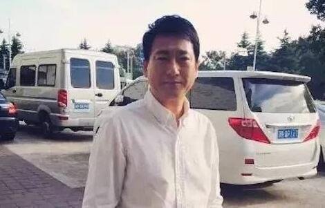 没有一点点防备 郑爽爸爸就这么红了！(图)