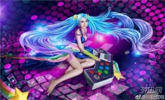 LOL美女主播陆雪琪COS女警身材傲人 粉丝:天气热少穿一点