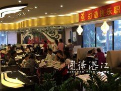 霞山海景路飞奴坊鸽馆推几十个美食新品种