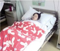 保妻放弃三胞胎 两难境地无奈选择救妻子
