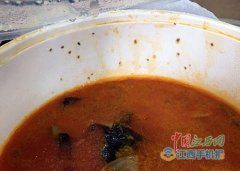 “饿了么”订外卖吃出虫 律师提醒：保存证据